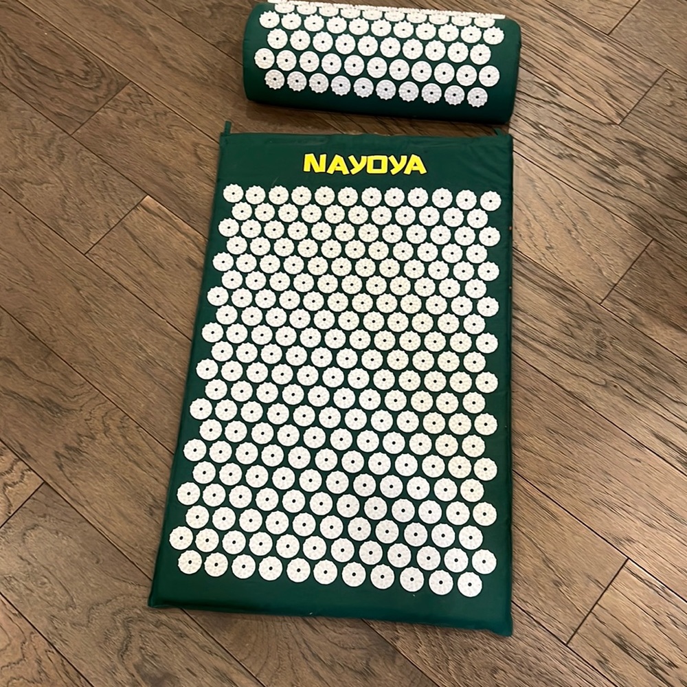 Acupressure Mat and Pillow Set